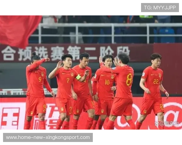 国足对战泰国：热身赛踢到读秒