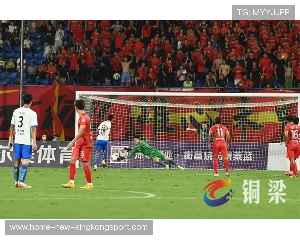 重庆铜梁龙快速推进形成全场最强势进攻 重庆铜梁龙快速推进形成全场最强势进攻