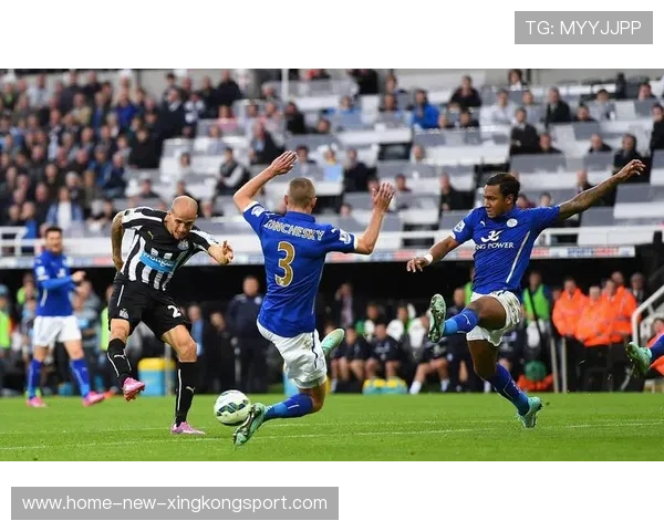纽卡斯尔中场直塞的时机把握让人赞叹 纽卡斯尔中场直塞的时机把握让人赞叹