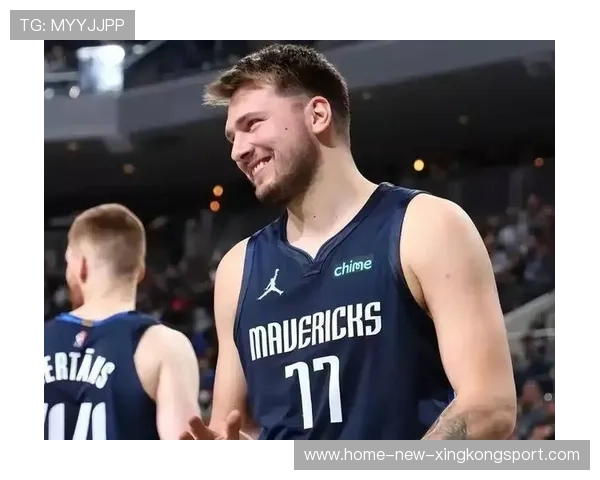 独行侠东契奇节奏变化晃开防守者轻松得分：篮球场上的时间掌控与训练哲学