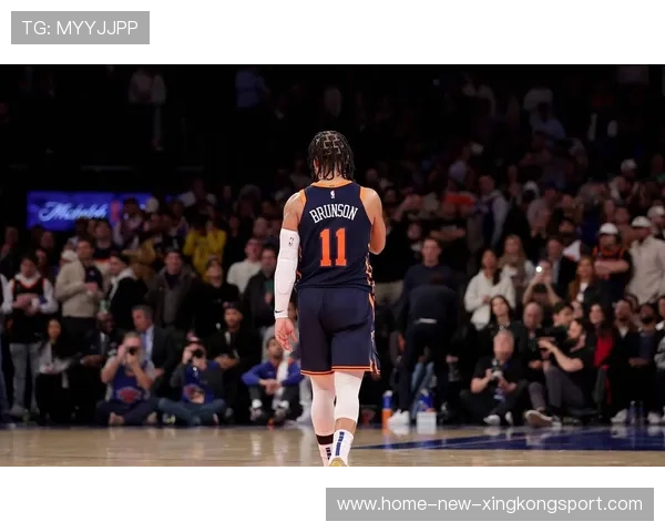 布伦森拐杖出场令人忧：看似微笑背后的隐忧